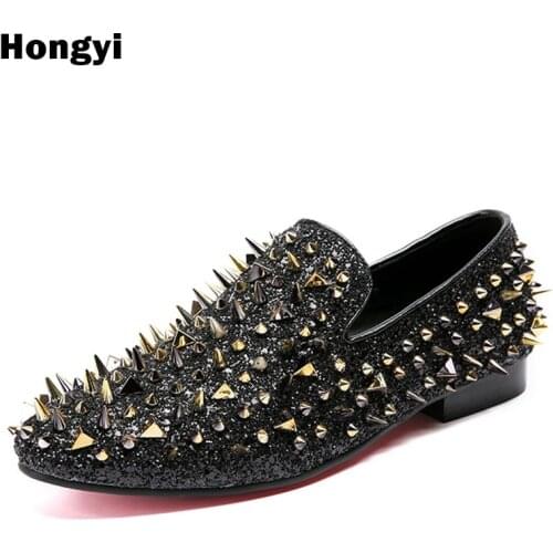 Hot Sale High Quality Men Dress Shoes Diamond Pattern Men Formal Shoes Leather Luxury Fashion Rivet Groom Wedding Shoes Men