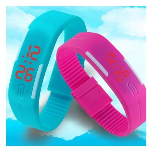 Hot Sale New Fashion LED Bracelet Digital Watches Men Ladies Child Clock Womens Bracelet Watches Rubber Sports Wristwatch Saat