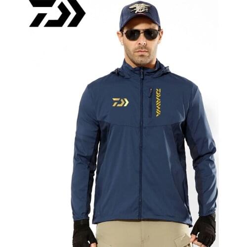 Daiwa Clothing Fishing Clothing Hooded Spring Coat Fishing Jacket Waterproof Windproof Outdoor Jackets Men Soft Shell Sports