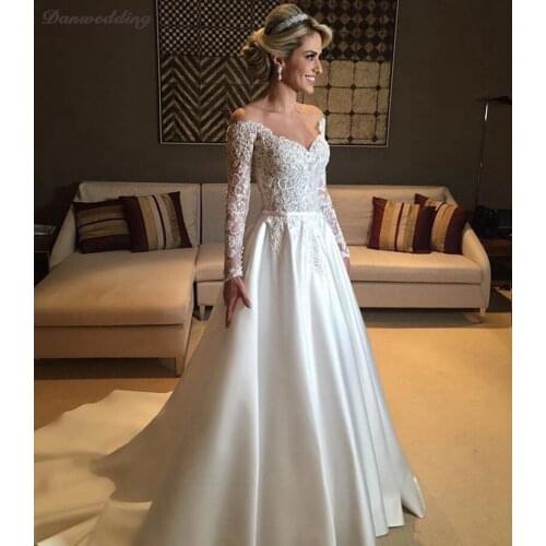 Luxury Satin Long Sleeve Wedding Dress Boat-Neck Chapel Train Lace Applique Beaded Cover Button A-Line Bridal Dress New Arrival