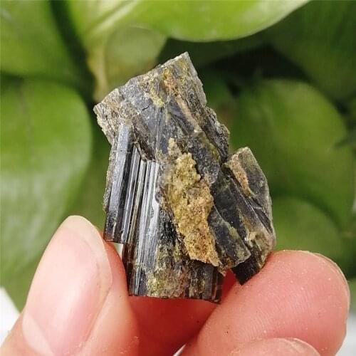 1 PC Raw Natural Green Tourmaline Schorl Crystal Gem Original Mineral Specimen Rough Stone