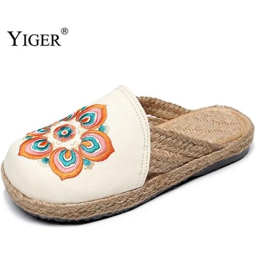 Womens Slippers Pastoral Retro Ethnic Embroidered Multicolor Soft and comfortable Baotou sandals women Vintage Chinese style