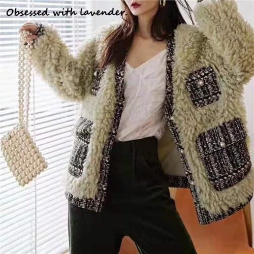 Obsessed with lavender. New fashion coat, lamb wool stitching tweed big bag, show personality, small breeze