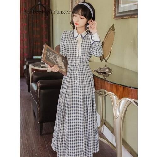2020 Autumn Winter New Arrival High Quality Retro Hot Sale Peter Pan Collar Plaid Long Sleeve Women Long Cotton Dress
