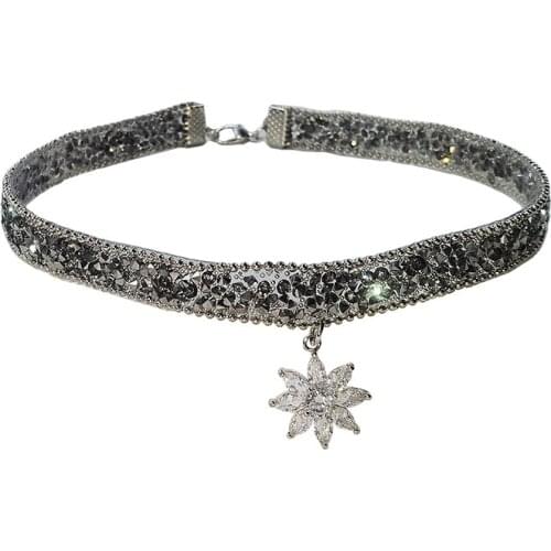 Raza Ice Flower Pendant Necklac Fashion Short Necklace Female Jewelry Choker Collar Strap Clavicle