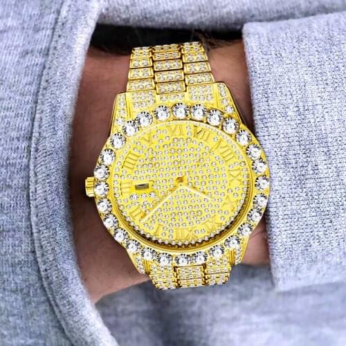 4*4mm Big Diamonds Watches Men 18k Gold Plated Analog Magnifier Calendar Personalized Luxury Bustdown Jewelry Iced Out Watches