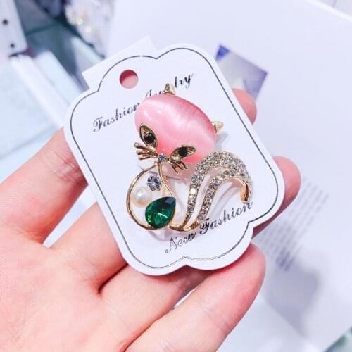 Brooch for women cute fashion cat pin sweater coat cardigan for clothes clothing accessories vintage rhinestone Brooches
