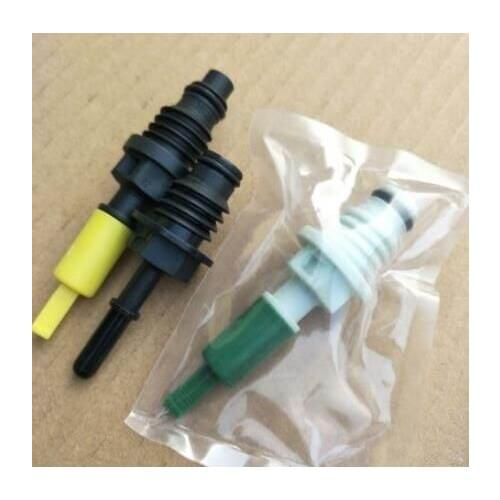 Urea post-treatment repair kit suction liquid inlet joint back liquid injection joint for Bos-ch 2.2 urea pump