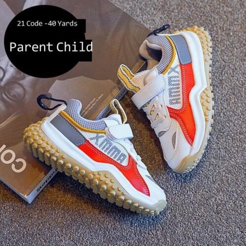Childrens sports shoes 2021 spring and autumn boys' running shoes girls' breathable mesh shoes Korean version versatile middle