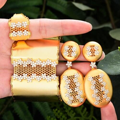 Missvikki Wedding Rings