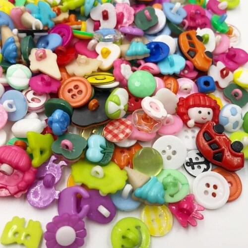 100PCS Mix Shape Lots Colors DIY Scrapbooking Cartoon Buttons Plastic Buttons Childrens Garment Sewing Notions PT80