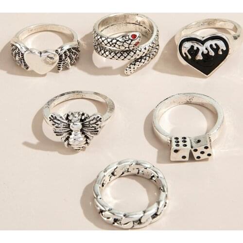 Aprilwell 6 PCs Gothic Punk Black Rings Sets For Women 2021 Vintage Snake Bee Fairy Wings Dice Heart Jewelry Gift For E Girl