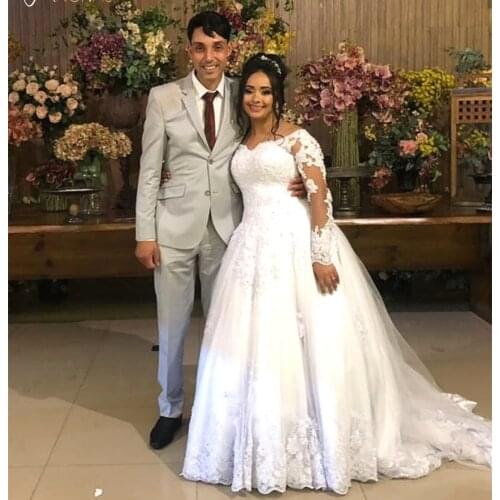 African Plus Size Wedding Dress Long Sleeves 2021 Deep V Neck Lace Appliqued Boho Wedding Gowns Bridal Dresses