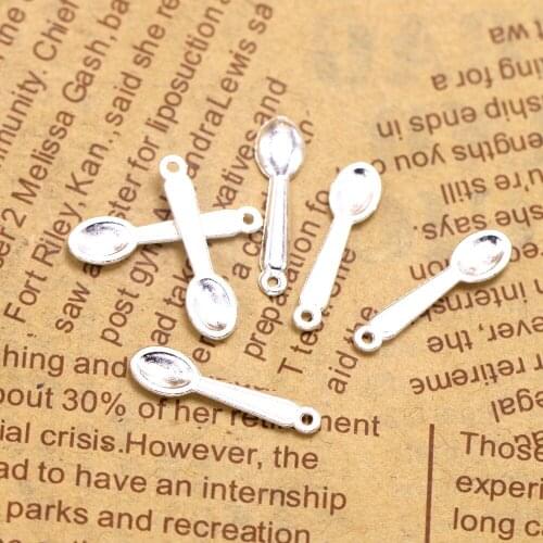 20Pcs Metal Spoon Charms Antique Silver Color Tone Pendant Findings Fit DIY Necklace Accessories Handmade Jewelry Make Wholesale