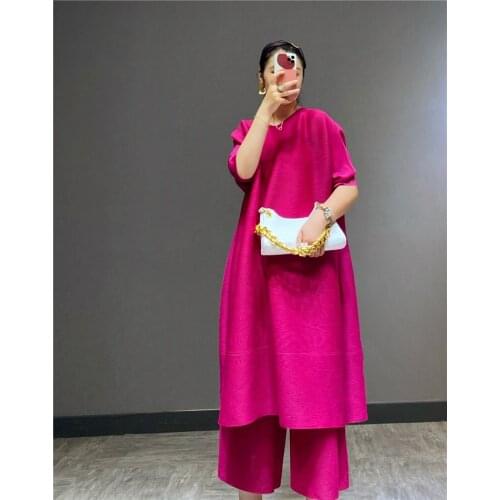 HOT SELLING Miyake Fashion fold New solid half sleeve dress + Wide-leg cropped trousers loose suit IN STOCK