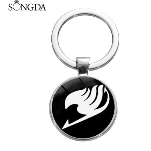 2019 Fashion Fairy Tail Guild Keychain Simple Modern Japan Anime Icon Key Ring Child Gift Key Bag Unisex Cosplay Trinkets