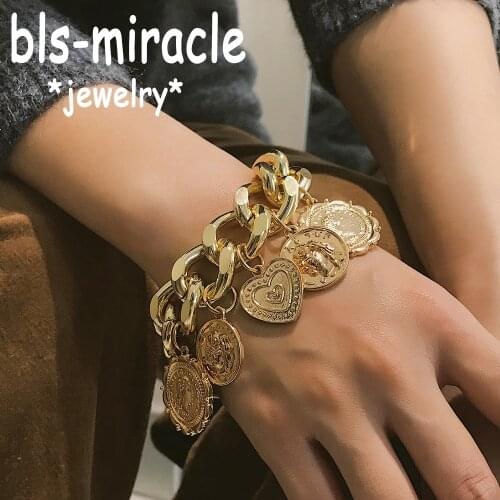 MAA-OE Bracelets With Pendants