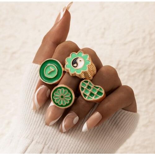 Tocona 4pcs/sets New Trendy Green Dripping Oil Heart Cute Ring Sets for Women Pretty Flowers Tai Chi Alloy Metal Jewelry 20229