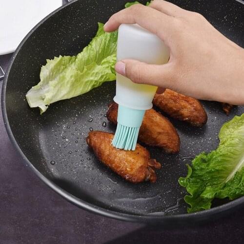 Silicone BBQ Oil Brush With Oil Bottle Heat Resistant Garden Barbecue Pastry Brush Cooking BBQ Tools
