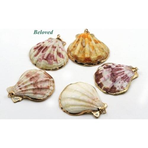 Natural Scallop Shell Conch Pendant Charms, Fan Shape Shell Necklace Charm, Gold Edge Ocean Shell Jewelry DIY Findings, BG18155