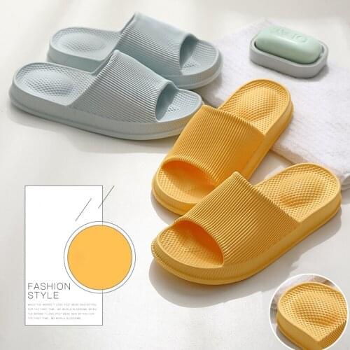 Unisex Indoor Home Slippers Women Summer Non-slip Flip Flops Bath Slippers Couple Family Bedroom Thicken Shoes Men Beach Sandals