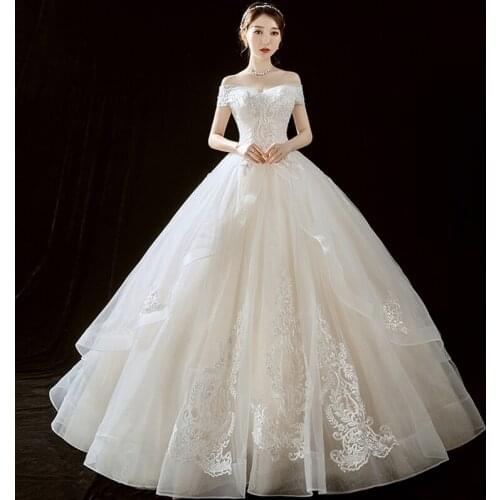 Beautiful Appliques Beading Ruched Short Sleeves Ball Gown Arab Wedding Dress 2021 robe de mariee Bride Dress Tulle Wedding Gown