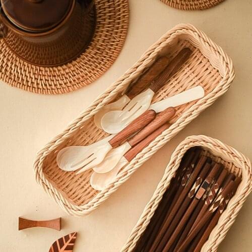 Handmade Rattan Basket Food Fruit Snack Picnic Cultery Cosmetic Sundries Storage Box Kitchen Organizer Home Office Storage Decor