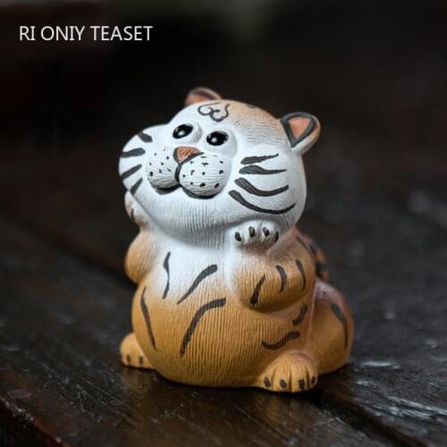 Chinese Purple Clay Tea Pet Cute Cartoon Tiger Statue Art Ornaments Animal Figurine Sculpture Crafts Home Tea Set Decors Gifts