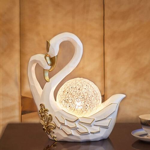 Nordic Resin Rattan Swan Table Lamp Modern LED Bedside Lamp Study Room Dining Bar Desk Lamp Art Deco Living Room Light Fixtures