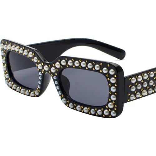 Womens Brand Small Sunglasses with pearls Diamonds and Crystal stones Black Ladys Square Party Beach Sunglasses High Quality