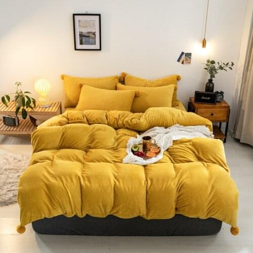 4pcs/set Yellow Winter Flannel Quilt Cover Soft Warm Coral Fleece Comforter Cover Thickening Warm Duvet Bedding Cover Set