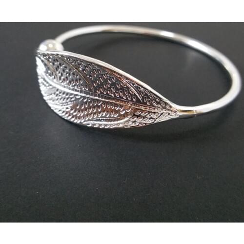 Fashion leaf silver plated bangles for women open size Elegant plant adjustable bracelet Female jewelry aniversary gift