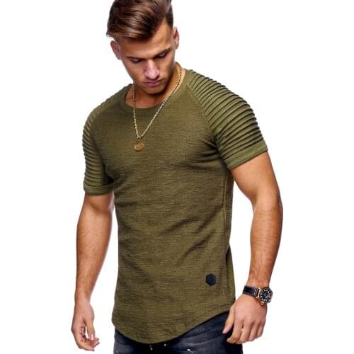 QUIKDUANG T-shirts