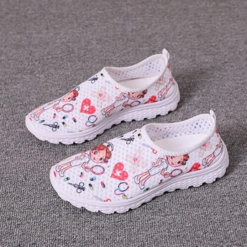 Nurse Doctor Print Women Sneakers Cosplay Shoes Slip On Light Mesh Shoes Breathable Flats Shoes Zapatos planos Halloween cosplay