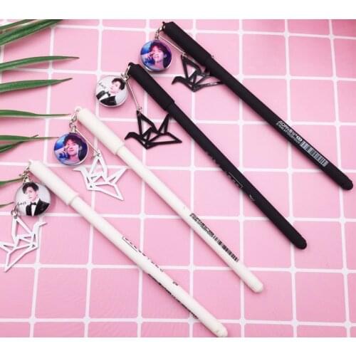2PC Yiyang Qianxi Support Pendant Pen Thousand Paper Crane Gel Pen Star Peripheral Student Stationery Items School Supplies