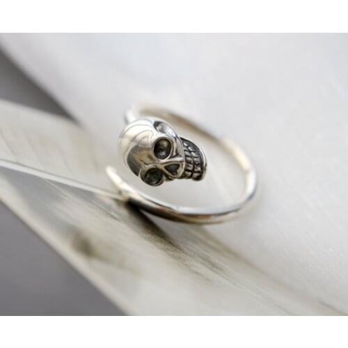 Authentic Classic hot sale 925 sterling silver ring top quality good detail the death skull vintage ring for man Jewelry