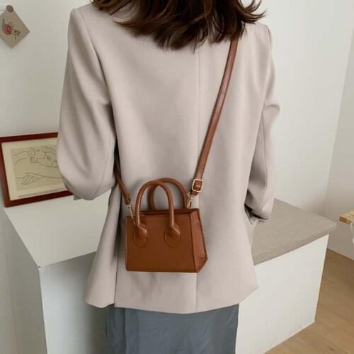 Vintage Pure Color Women Casual Mini Classic Handbag Long Strap Quality PU Shoulder Bag Smooth Surface Zipper Bag