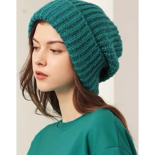 Ladies Knitted Hats Warm and Lock Temperature Outdoor Men and Women Skin-Friendly Soft Big Head Woolen Hats Clothing Accessories