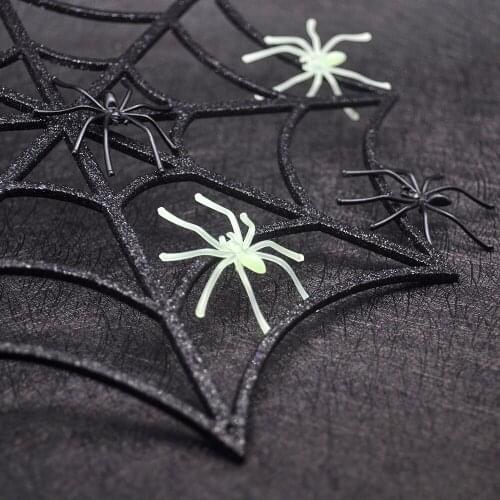 50pcs horror black spider haunted house spider web bar party decoration supplies simulation tricky toy Halloween decoration 5cm