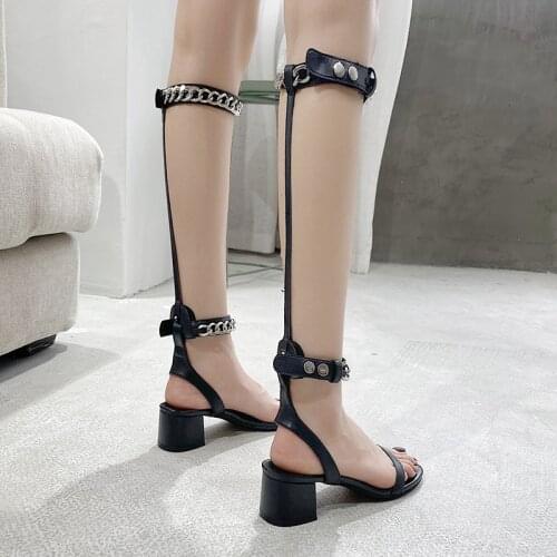 Sandals Womens Summer Boots 2021 Metal Chain Two Wears Strap Holiday Beach Roman Shoes Thick Heel Sandals Leather Sandalias
