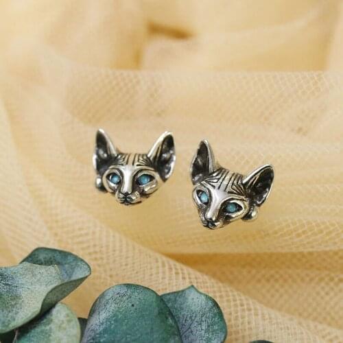 Sphinx Cat Stud Earrings Retro Personality Mens and Womens Stud Earrings Punk Hip Hop Party Jewelry Anniversary Gift