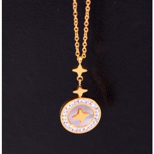 Elegant Mud Rhinestone Shell Three Small Asterism Disc Pendant Necklace Mother Pearl Shellfish Rhinestone Clavicle Chain