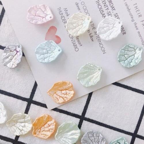 20 pieces / lotDIY Korean jewelry earrings earrings jewelry bracelet material art shell shape pendant accessoriesOther