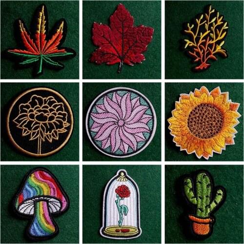 2PCs/Lot Embroidered Patch Flower Patches For Clothes Stripes DIY Badges Iron On Patches On Clothing Stickers Applique Accessory