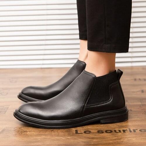 2019 spring and autumn brand high-top mens shoes comfortable business personality outdoor mens leather shoes social shoes