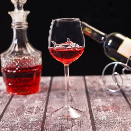 Red Wine Glasses with Shark Inside Goblet Glass Lead-Free Clear Glass for Home Bar Party B88