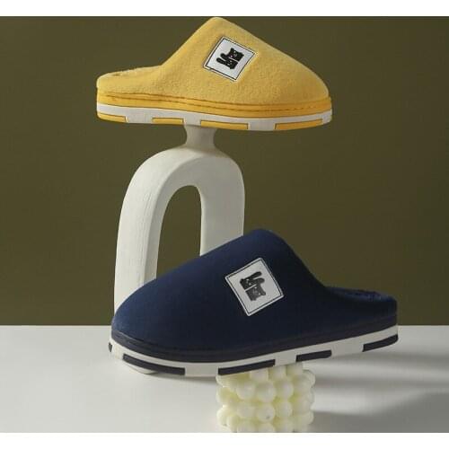 Mens Home Cotton Slippers Womens Winter Antiskid Warm Thickened Shoes Couple Lovely Indoor Plush Slippers Mens House Shoes