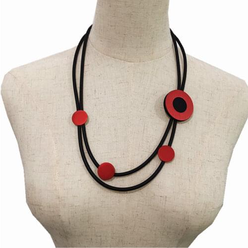 YD&YDBZ Double Layer Rubber Short Necklace For Women Punk Style Red Metal Circle Charms Choker Handmade Accesories Sweater Chain