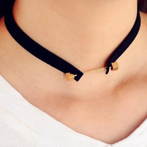 Hot Punk Style Gold color New Fashion Black Vintage Velvet Choker Handmade Soft Goth Gothic Necklace for Women