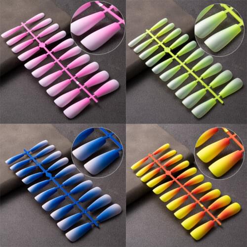 Nail Art Fake Nails Stiletto Tips Press on Long False Coffin Stick Display Full Cover Artificial Designs Matte Gradient Nail Set